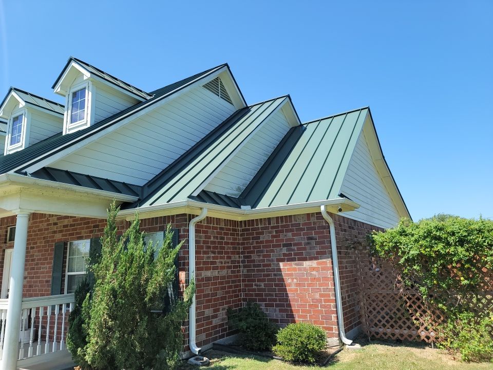 Plano Roofing Company’s Guide to Metal Roof Types