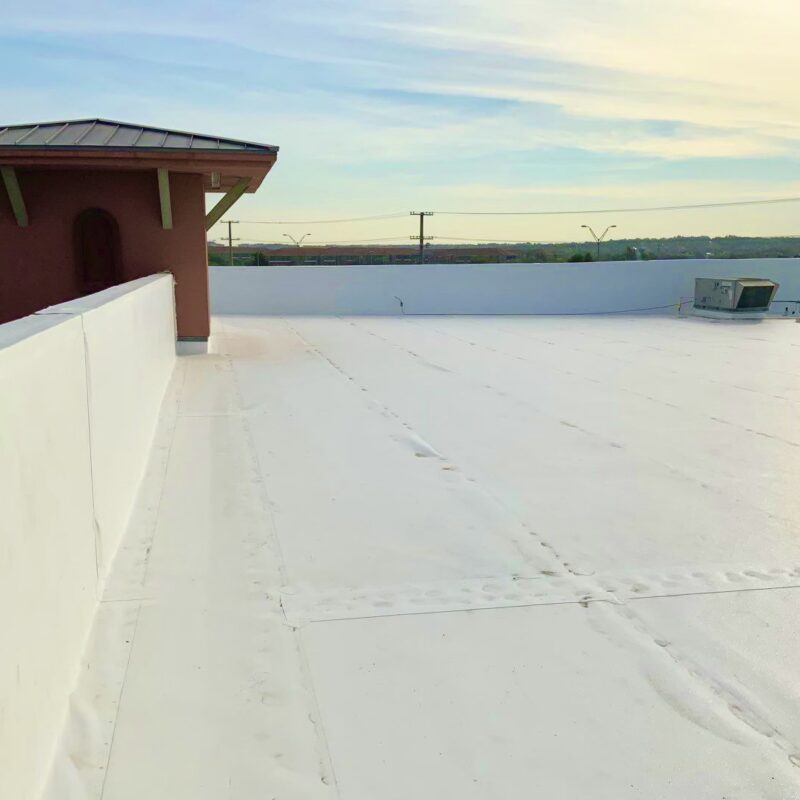 Roof Experts completed mall rooftop in TPO roofing