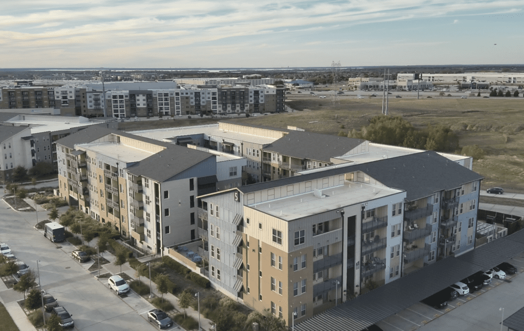 texas expert roofing apartment building