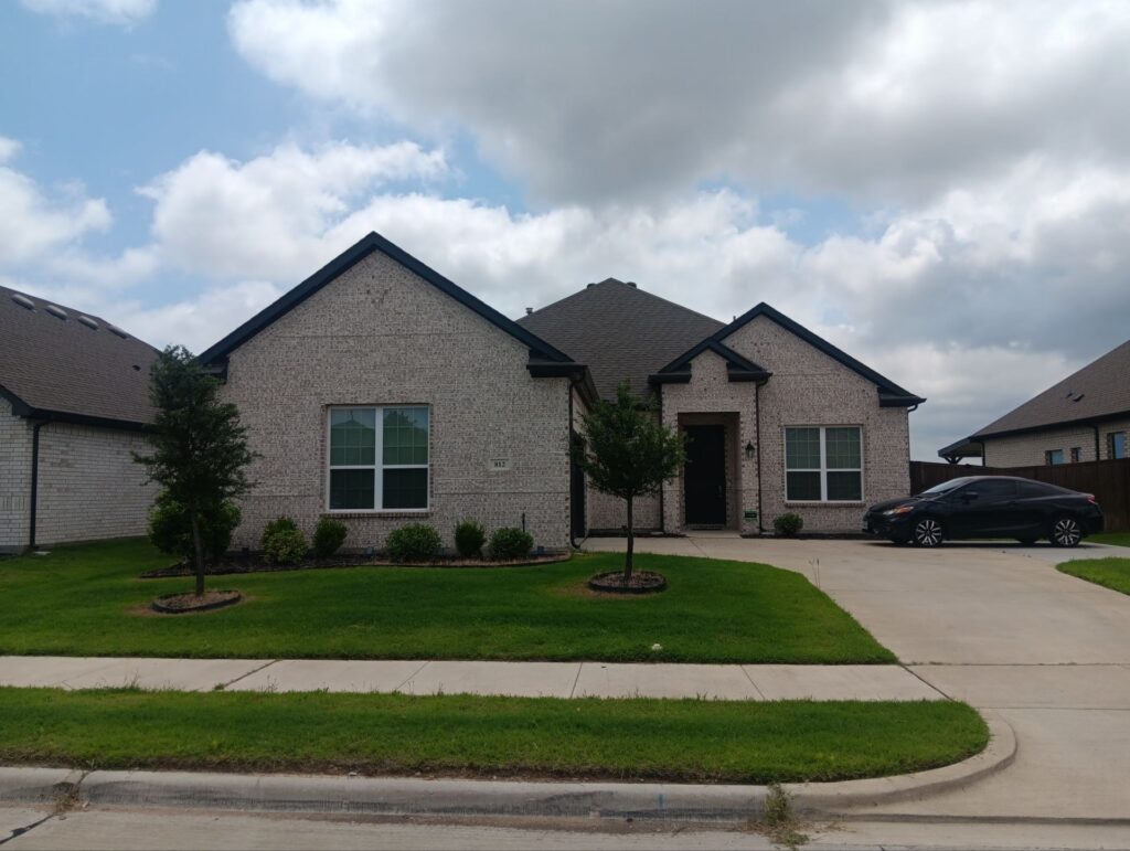 Completed roof replacement on a home in Arlington, TX