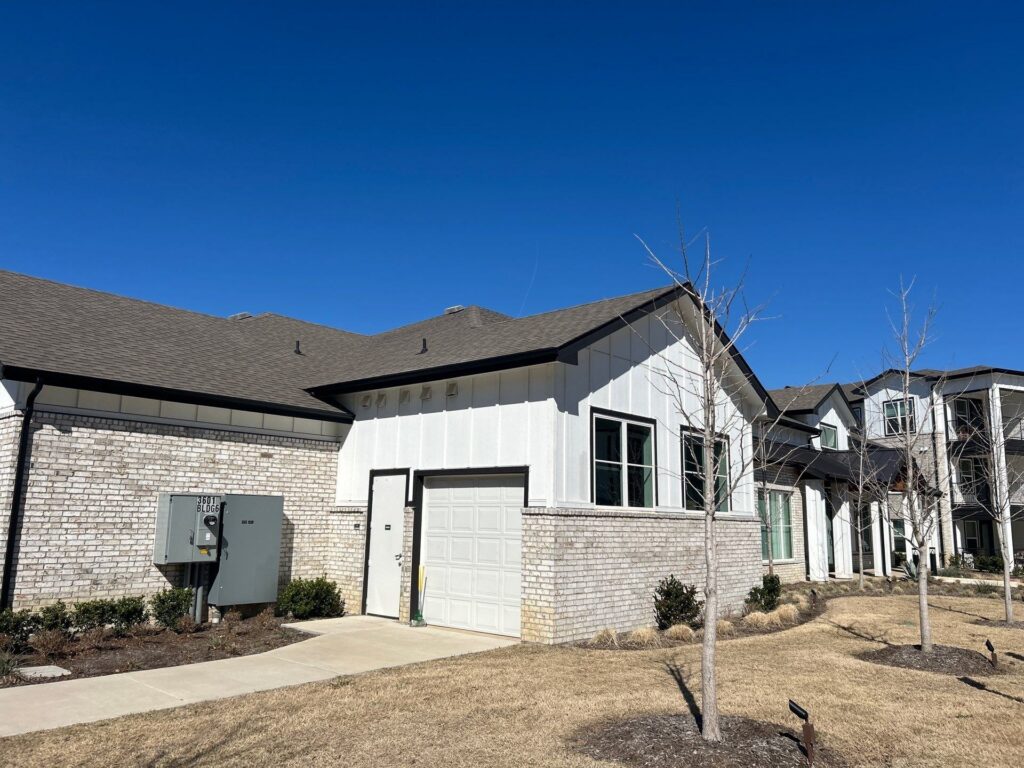 New roof on residential buildings in McKinney, TX